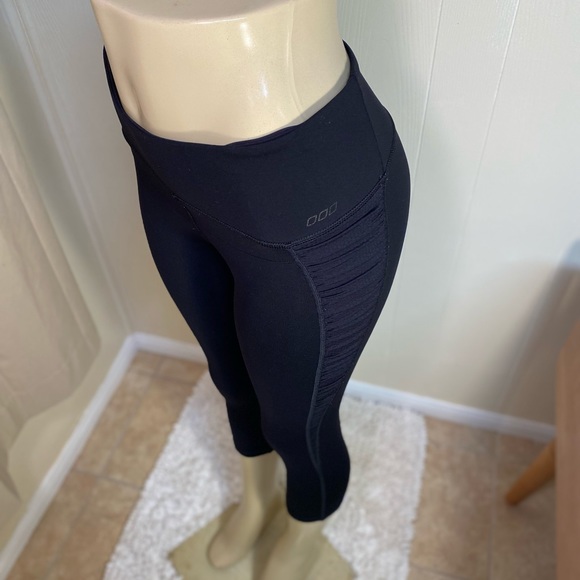 Lorna Jane Black Athletic leggings Size Small - Picture 7 of 10